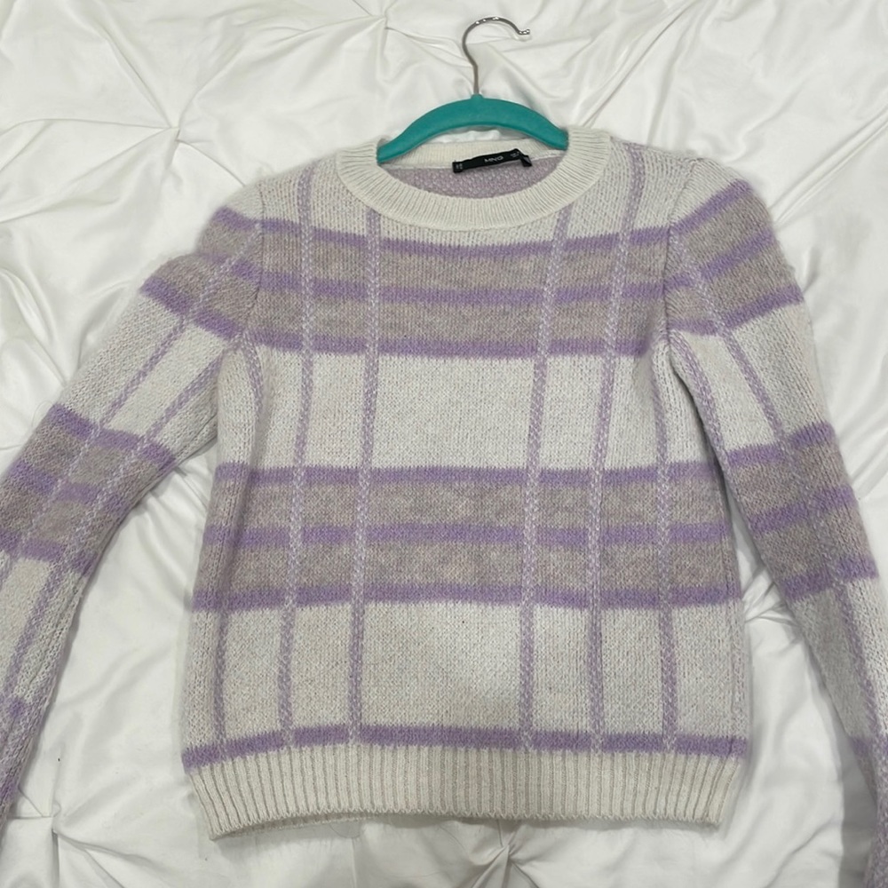 Cute and warm sweater